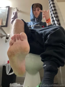 Do you like feet pics part 1