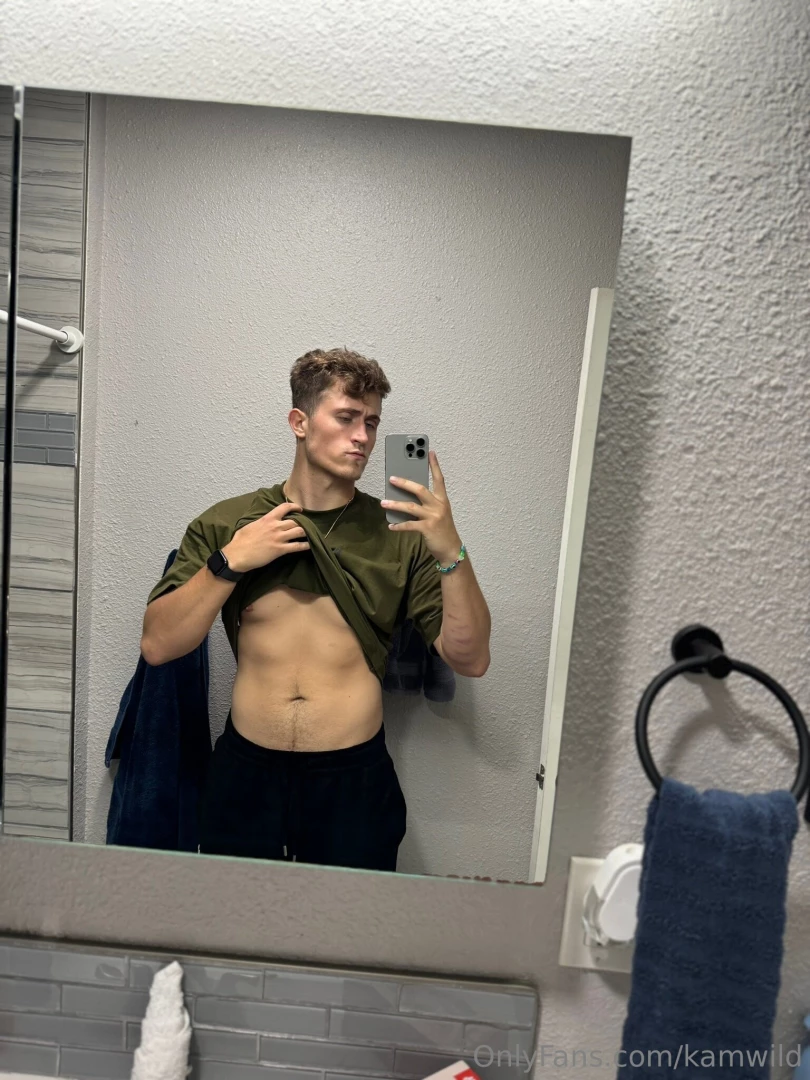 Like this pic if you would lick my abs 