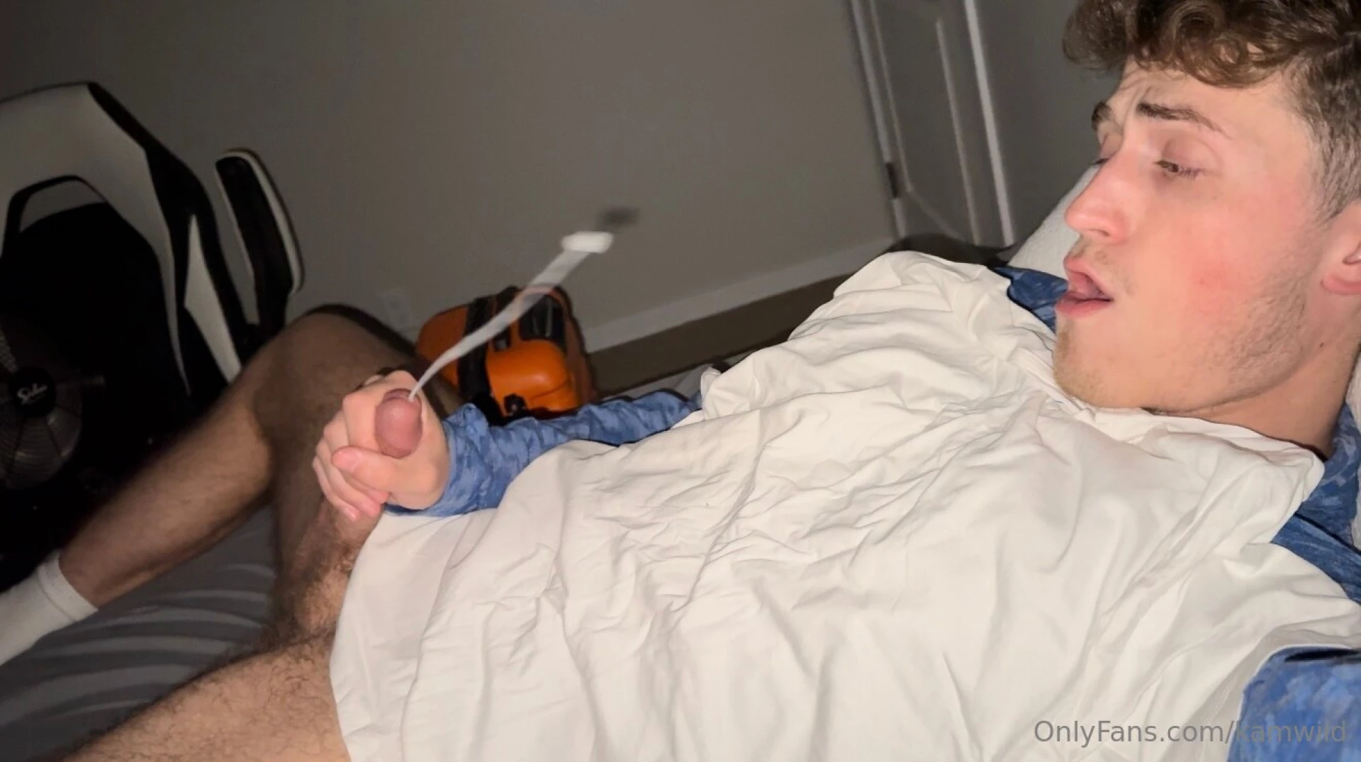 I broke my personal record i ve only ever shot 7 ropes of cum but i 