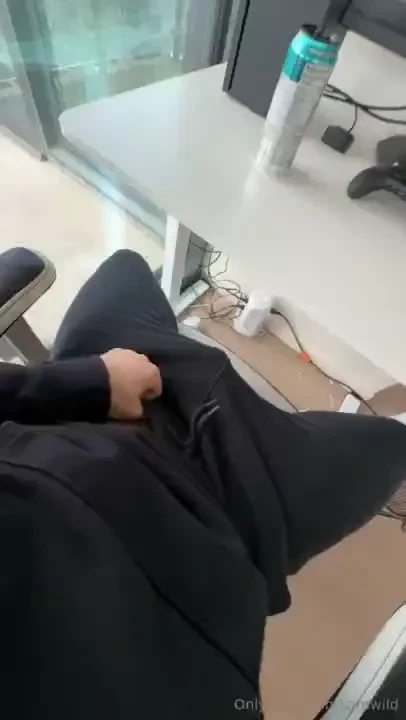 I get so horny when i m gaming would you mind taking care of me while part 2 