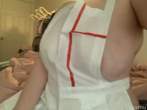 My cosplay doesn t fit and im broke https x com mimiyamu https x com part 1