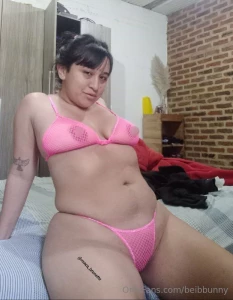 Maca_brunette maca_brunette maca_brunette sexis curves latina very