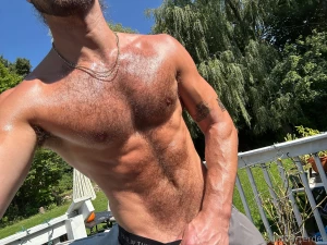 Beautiful day to get an outdoor workout in got a lil sweaty part 2