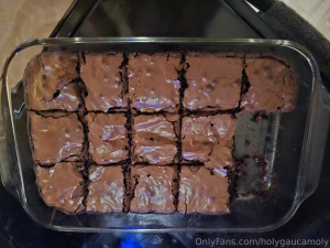 Thank you guys for convincing me to get off early to make brownies