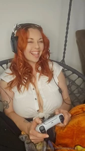 That last pic dayum raising money for my mama help a girl out this part 1