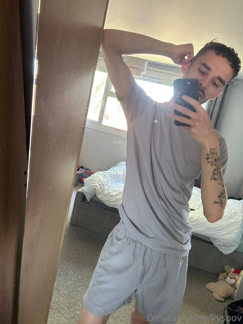 You should know i m not wearing any underwear 