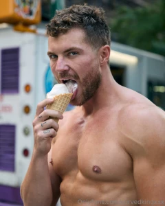 Just warming up for my trip to tampa next week practicing my tongue