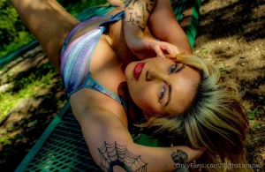 I ve been a naughty girl what are you gonna do sir