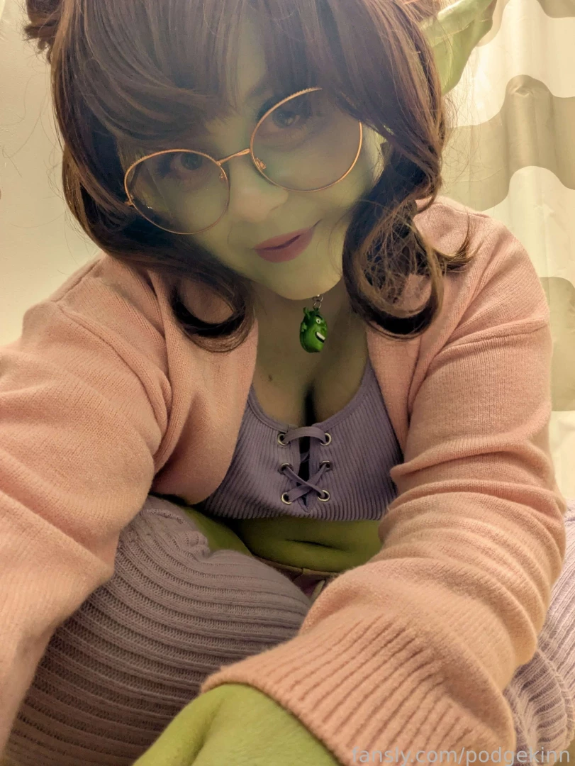 Goblin girl photo drop a few sfw freebies and a whole lot of spice part 1 