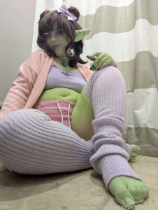 Goblin girl photo drop a few sfw freebies and a whole lot of spice part 2