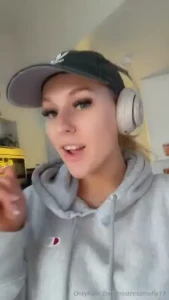 Wifey will never know be a good bitch and pay for my coffee you re