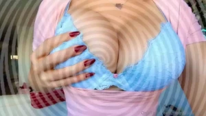 I made this cute little edit of my last post does it make you weak