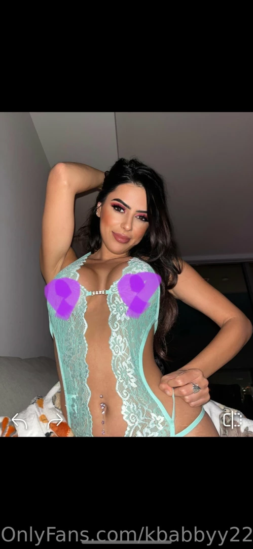 Im back dm me let s be naughty together 