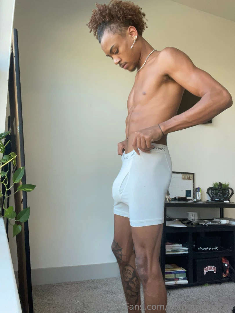 Close and personal babe 