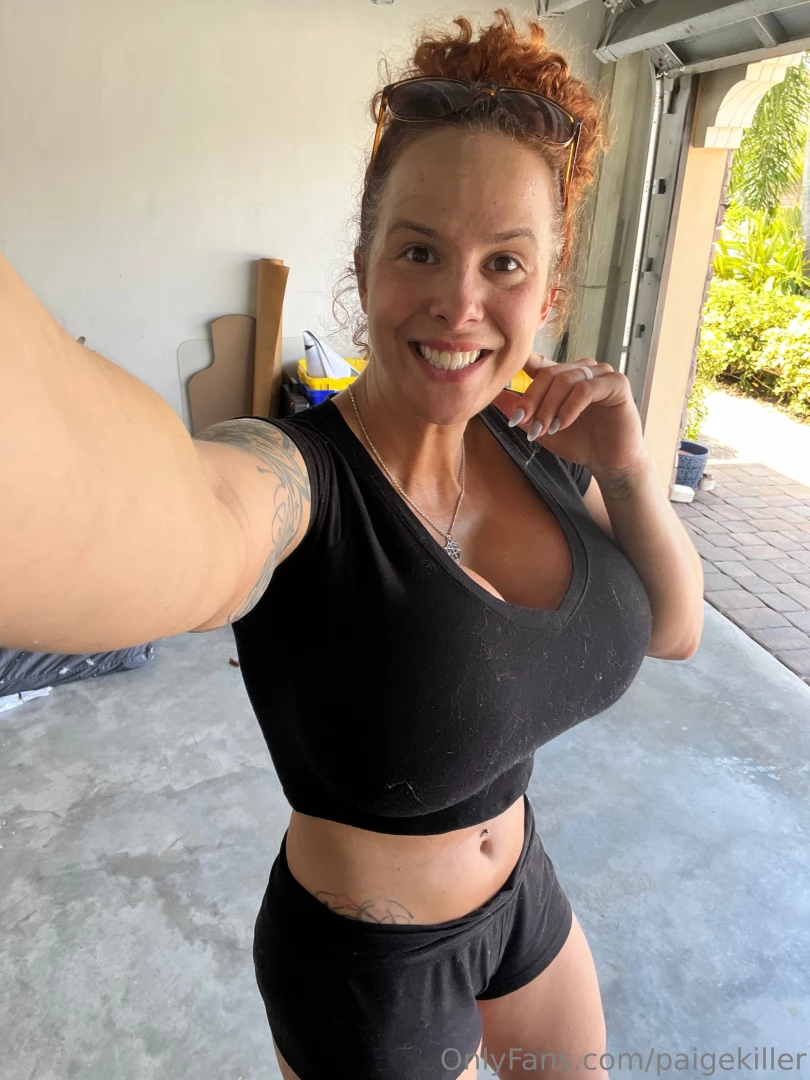 After a hard day of moving here are some still shots of this body and 