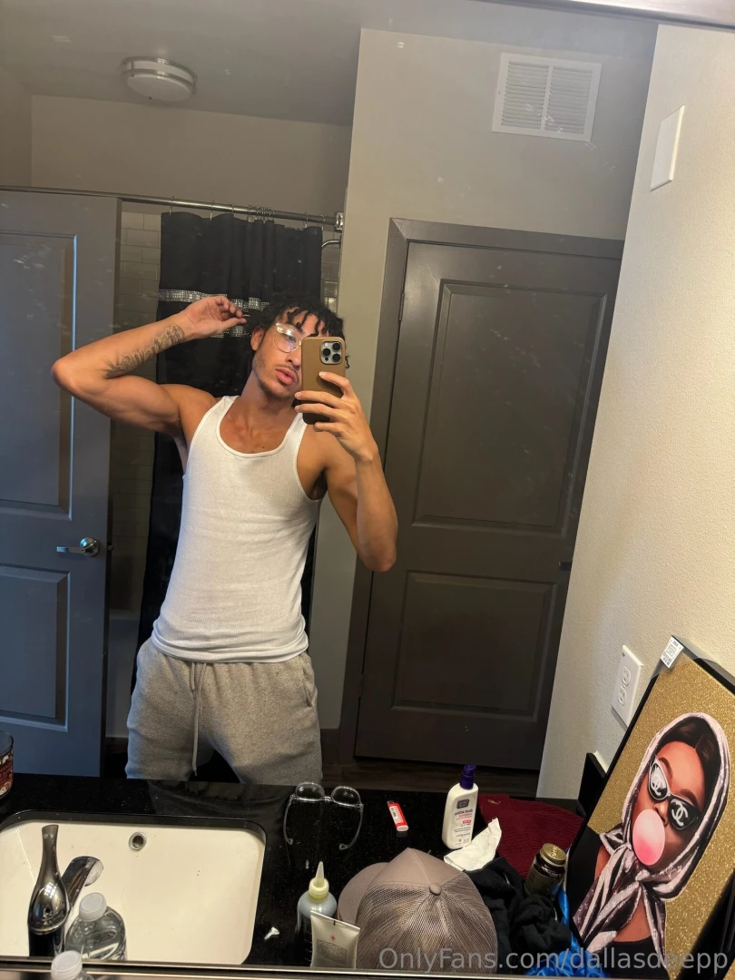 Felt a little too fine before taking a shower wanna join me 