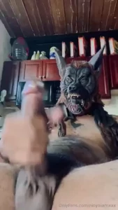 Werewolf growl cum explosion