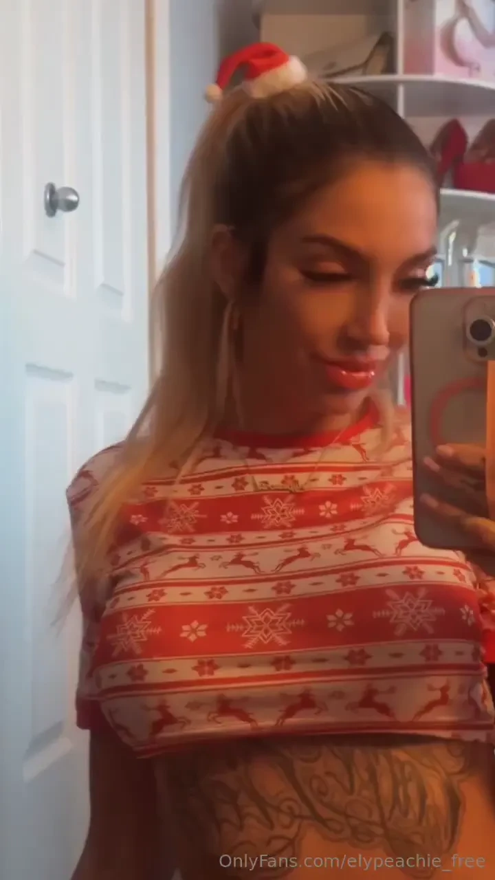 Christmas horny elypeachie 