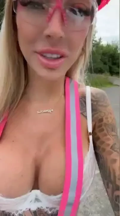 Vacance de construction sextape solo squirt dirty talk j tais trop 