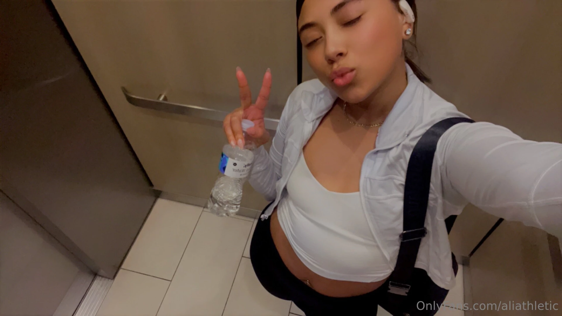 Come with me to the gym babe part 1 