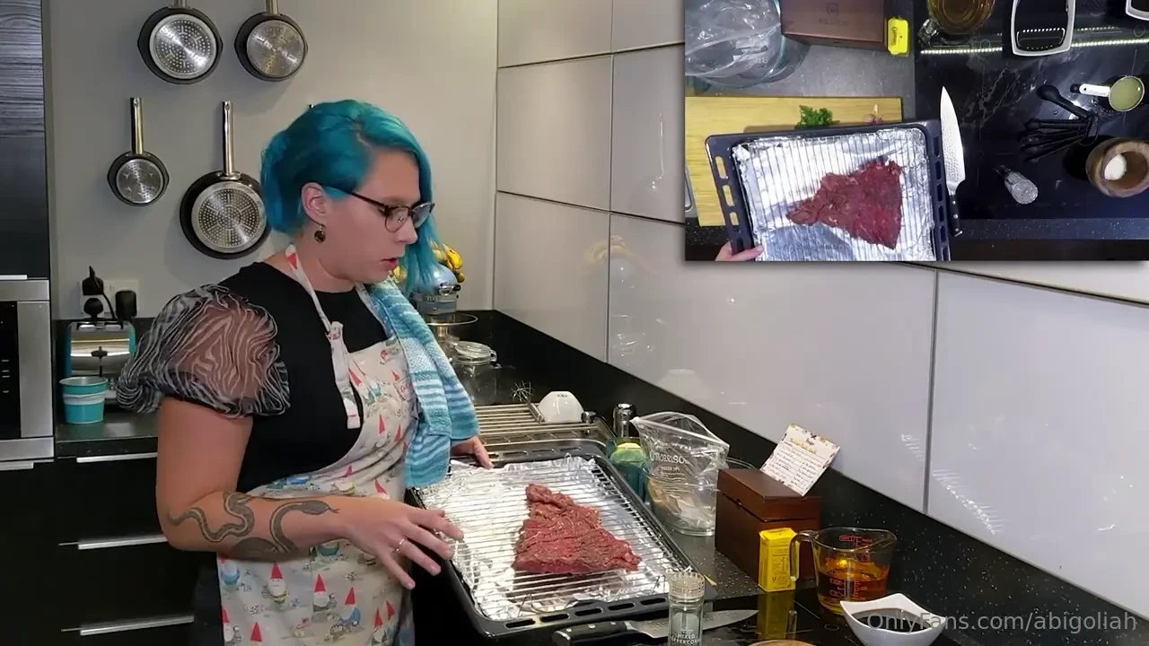 Happy friday 1st episode of just like mom made drops later today 