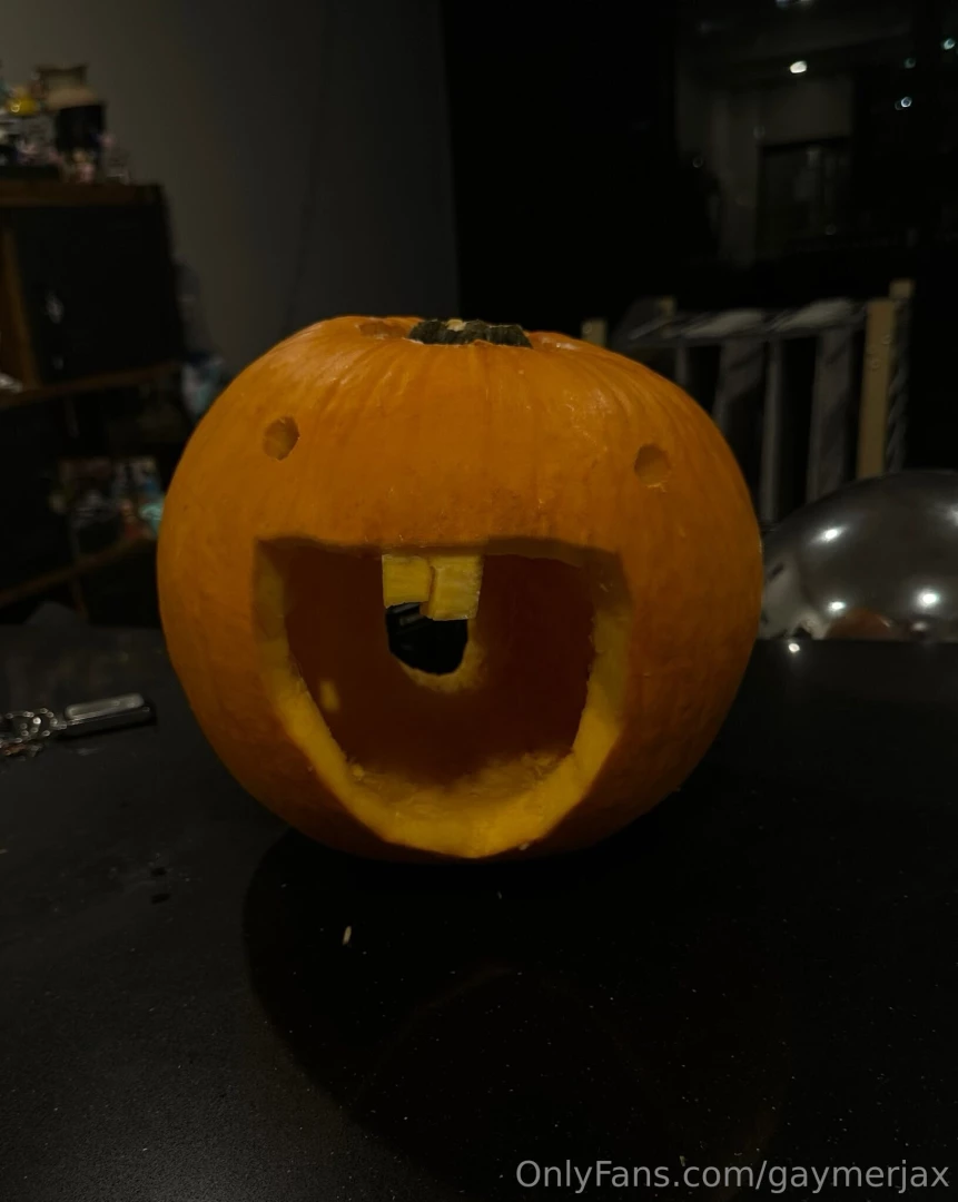 My halloween video is here this tight wet pumpkin hole made me shoot part 1 