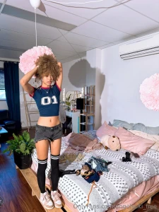 Wanna help me take my clothes off part 3