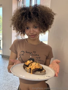 I don t chase unless its a plate of yums