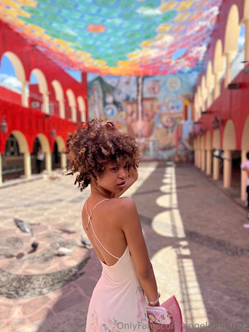 I think white looks good on me what do you think 