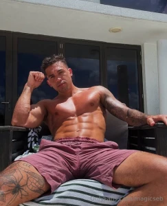 Hurry up and check your messages i left you something you won t forget