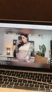 Getting closer to the cum show