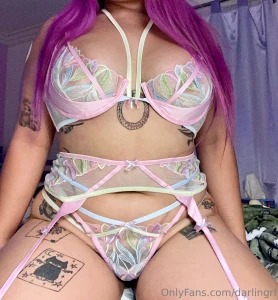 Hi my loves lt 3 sorry for being mia but it was my birthday last month