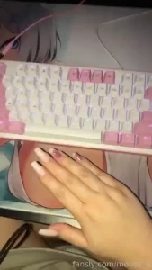 The new manicure fits perfectly under the computer club table i m