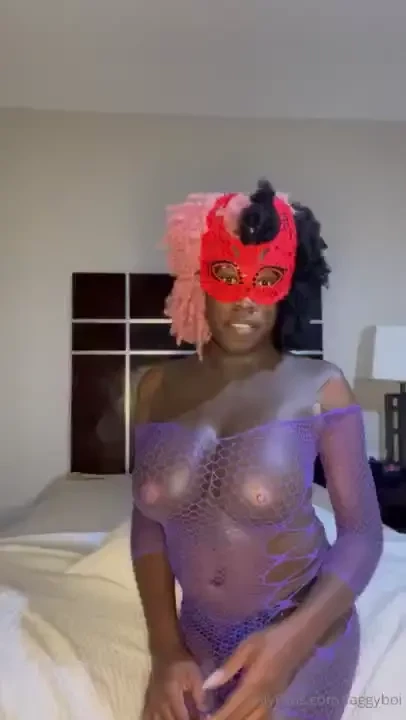 Stuck in houston about to get some dick 