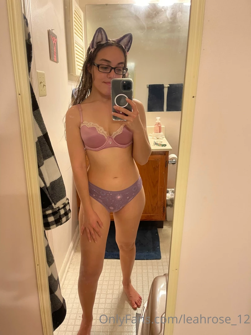 Sending out a nudes bundle tonight in messages part 1 