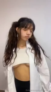 My looks ughhh p e r f e c t part 1