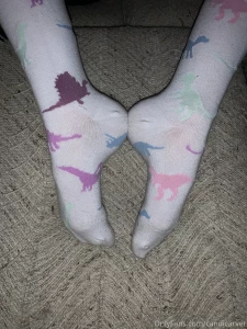 Should i post more pictures of my feet part 1