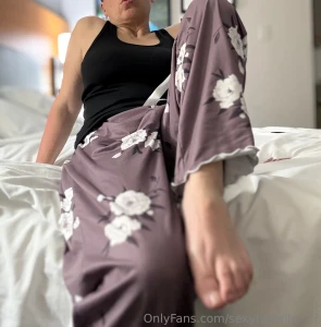 I really like this picture what does your cock think