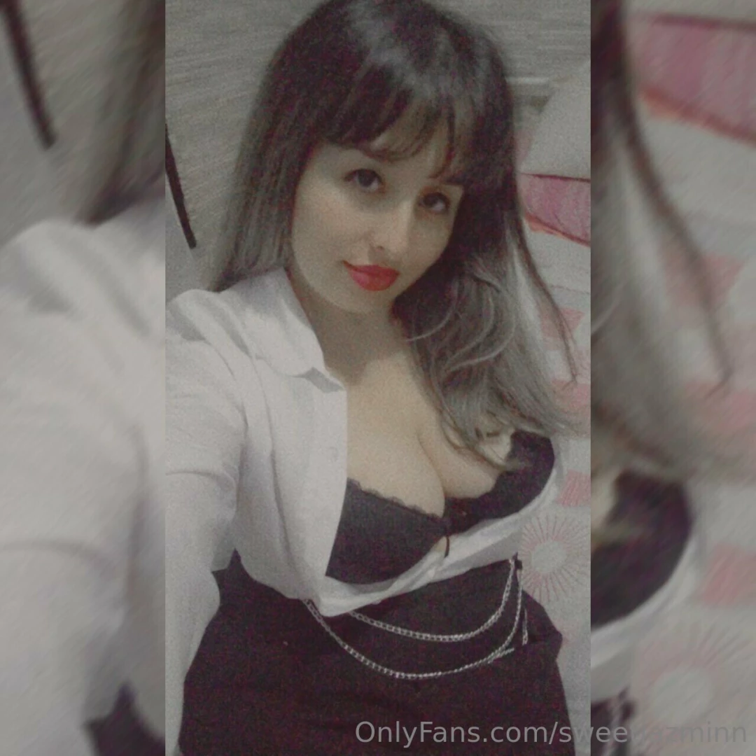 Hello darling i m here alone and i need someone to accompany me you 