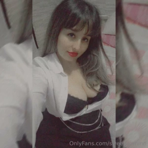 Hello darling i m here alone and i need someone to accompany me you