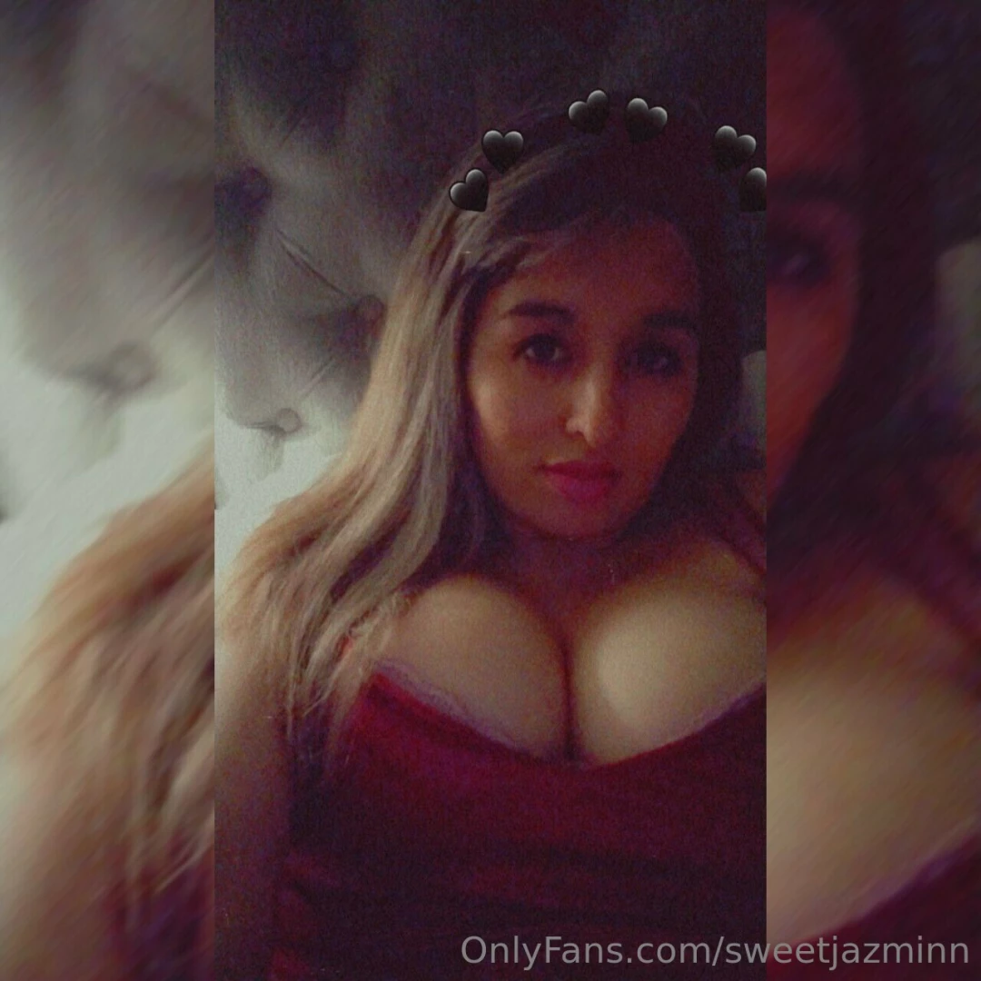 I m here alone in my bed bored i m waiting for you to send me a dm and part 1 