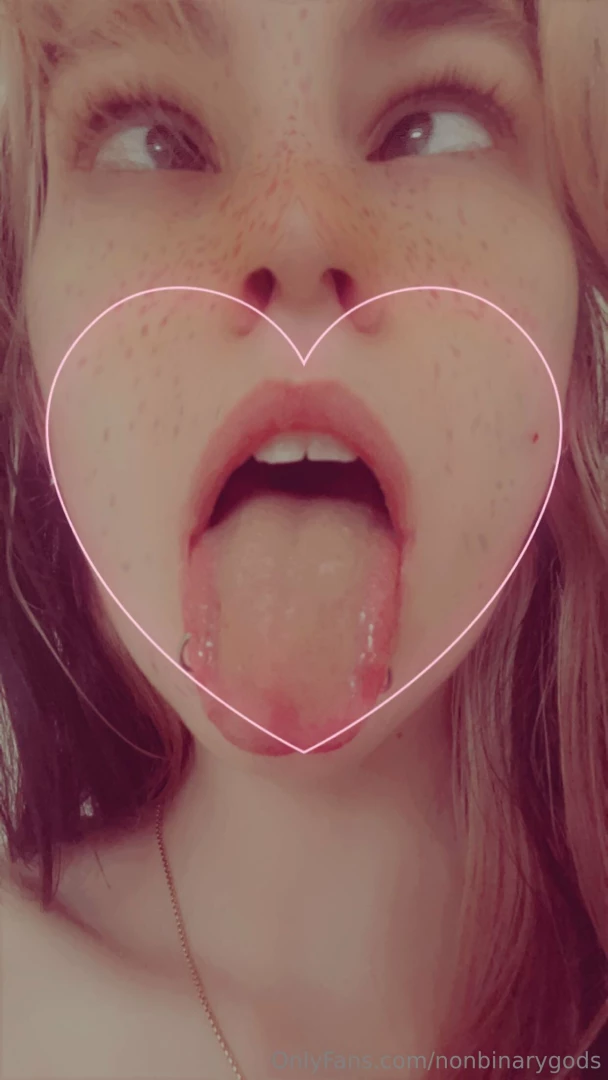 Mwah leave a like if you want more freebies up front lt 3 