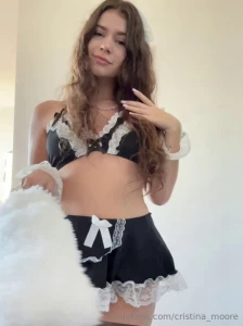 Ohhhh i want to be your maid of record and clean your house ohhhh i