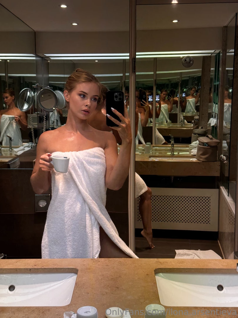 Naked treat on your dms soon 