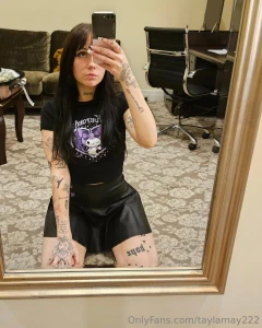 Should i do an r-18 mirror selfie next