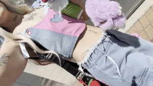 Just strolling the streets feeling flirty and free you into wandering