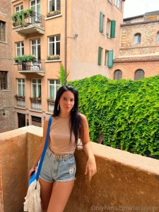 You know you gotta stick by me