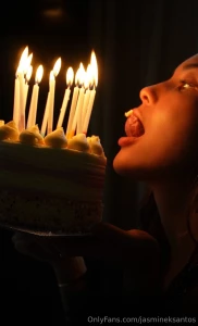 Happy birthday to meeee can t wait to send my gifts to all of you who part 1