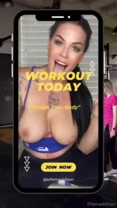 Cum fuck me in the gym toilet but i get caught at the end omfg