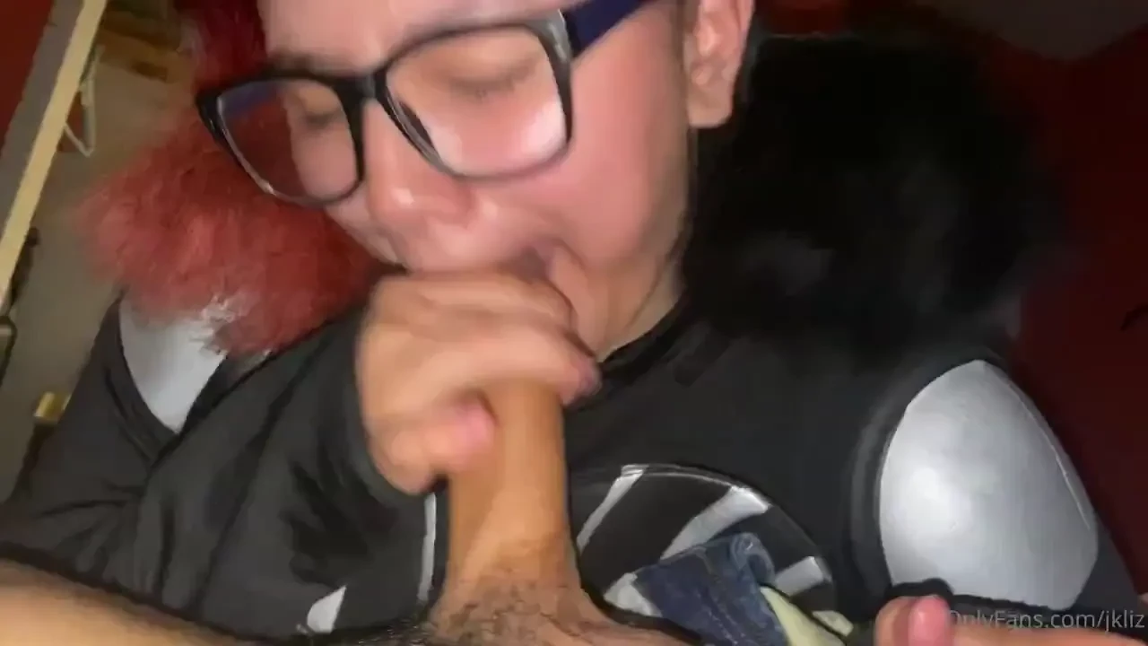 Sucking my boyfriends dick with a darth vader costume on 